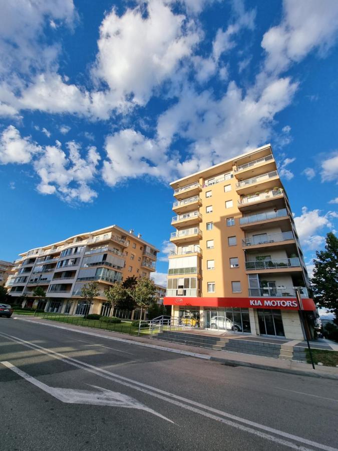 Sunny City - City Kvart ポドゴリツァ エクステリア 写真