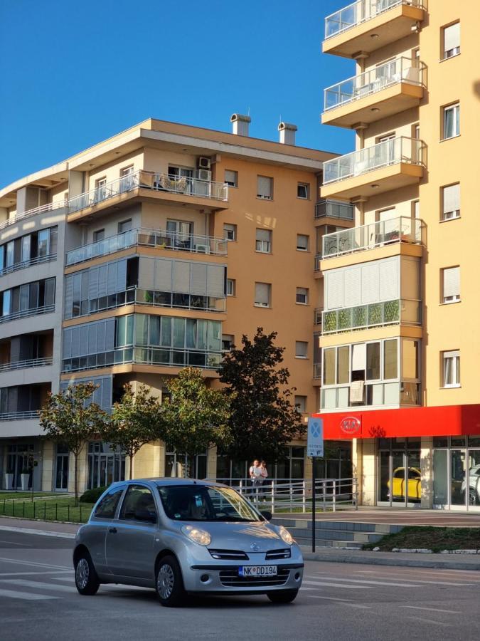 Sunny City - City Kvart ポドゴリツァ エクステリア 写真